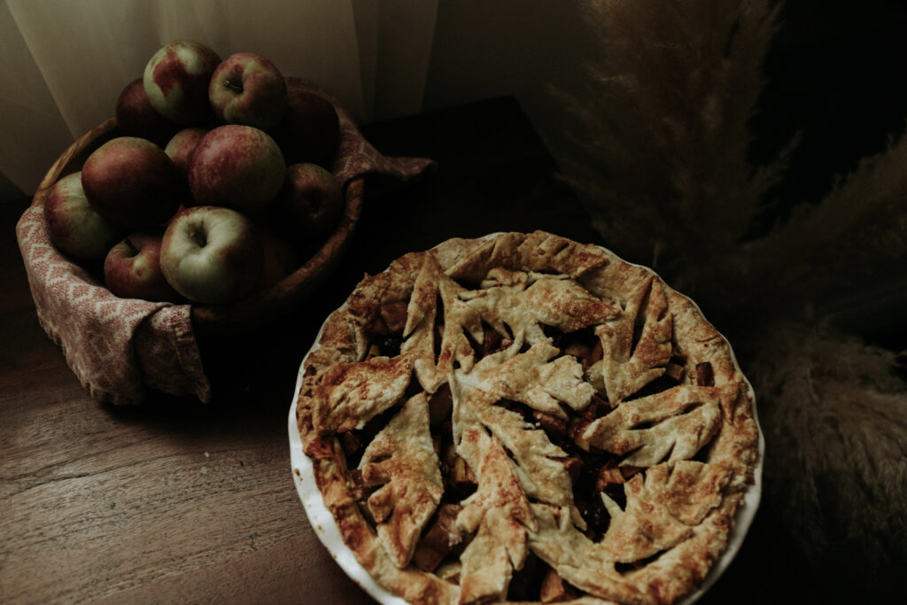 apple basket with and apple pie
